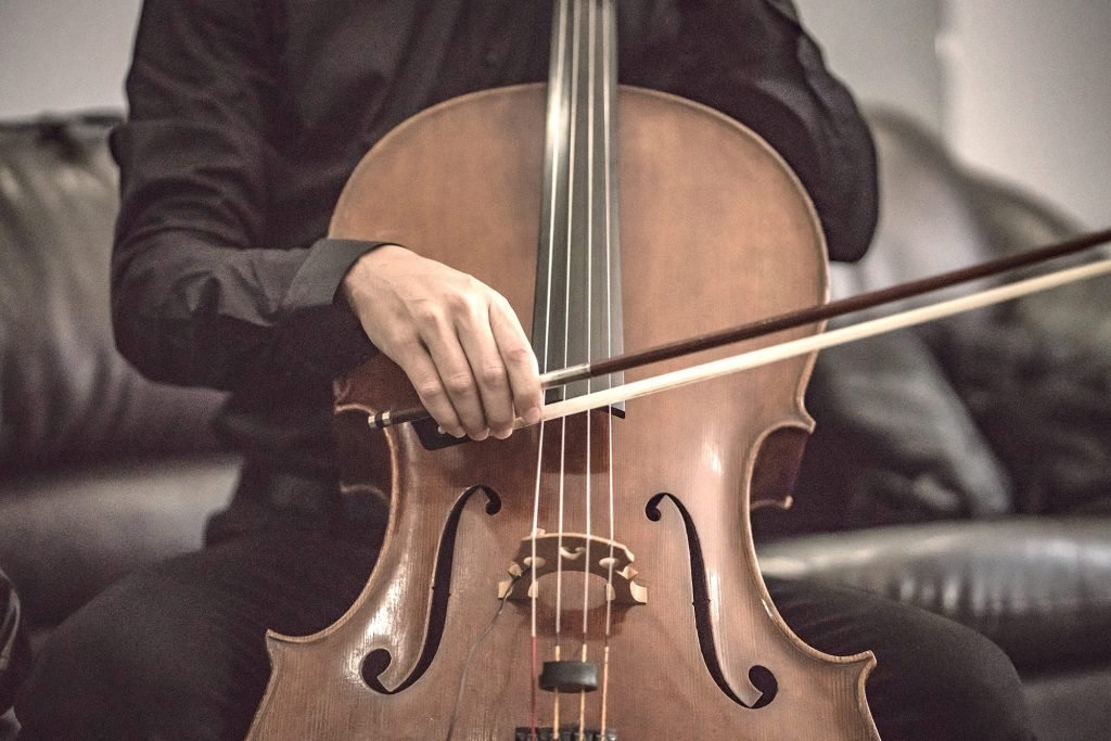 instrumento violoncelo